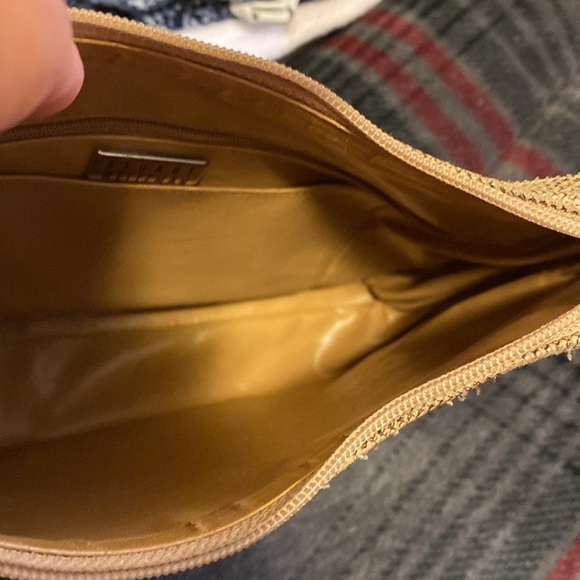 Stuart Weitzman Beige Gloss Checked Dotcom Napa handbag. - Picture 7 of 8